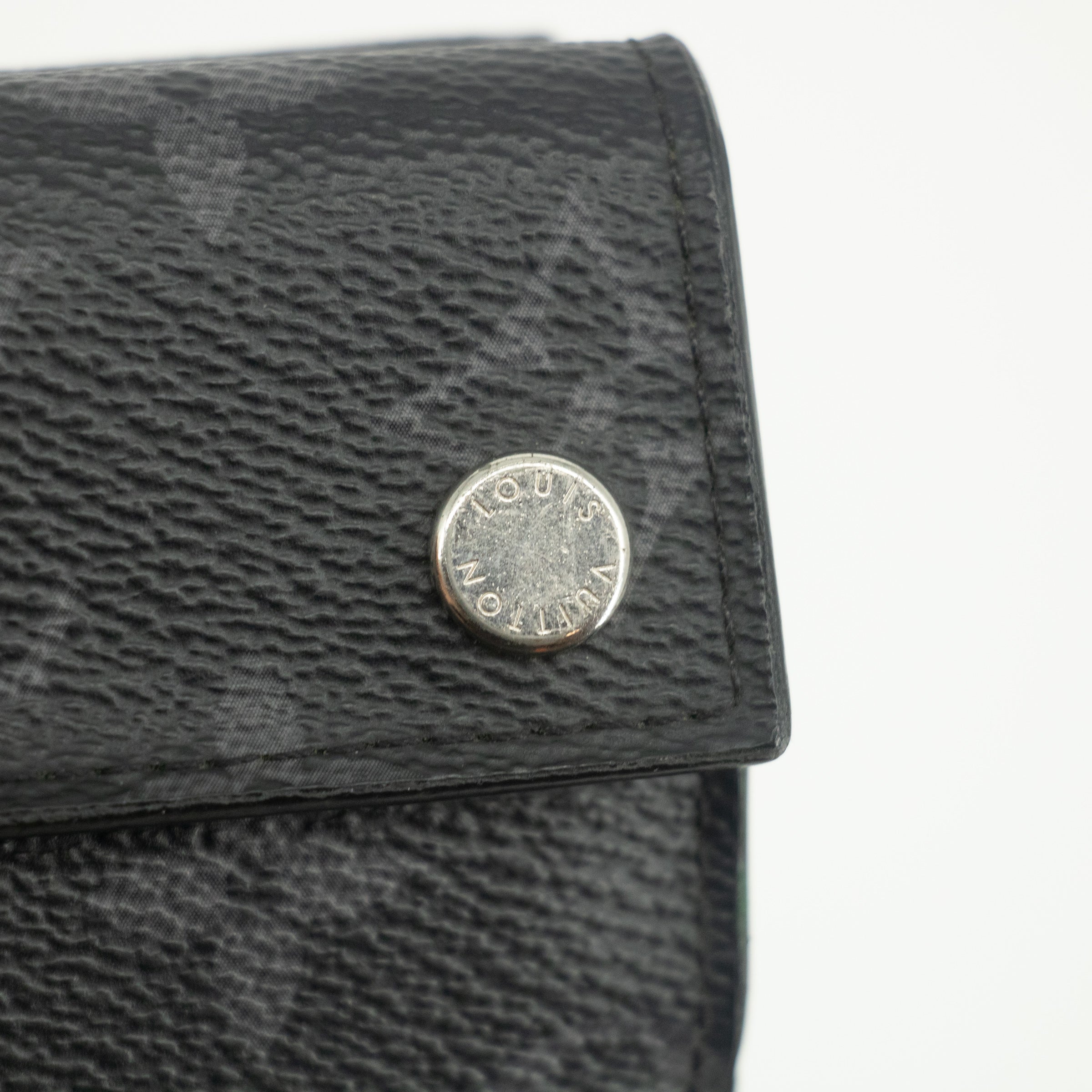Louis Vuitton Monogram Eclipse Discovery Compact Wallet